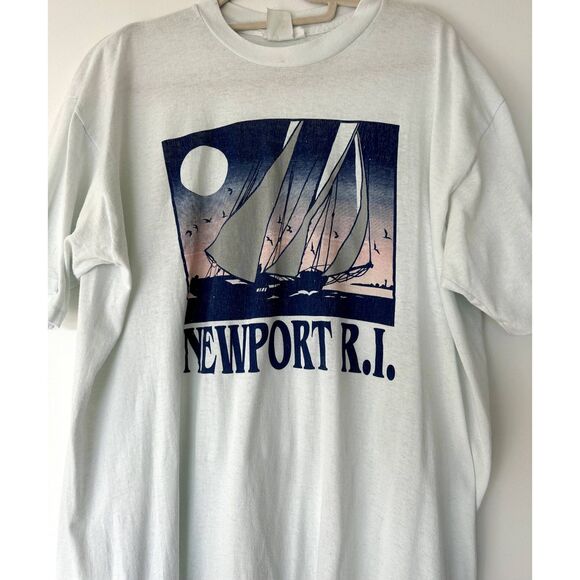 VINTAGE Newport RI Graphic T-Shirt Women’s Large Coastal 100% Cotton - Picture 3 of 7